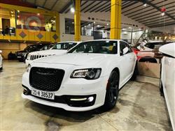 کرایسلەر 300